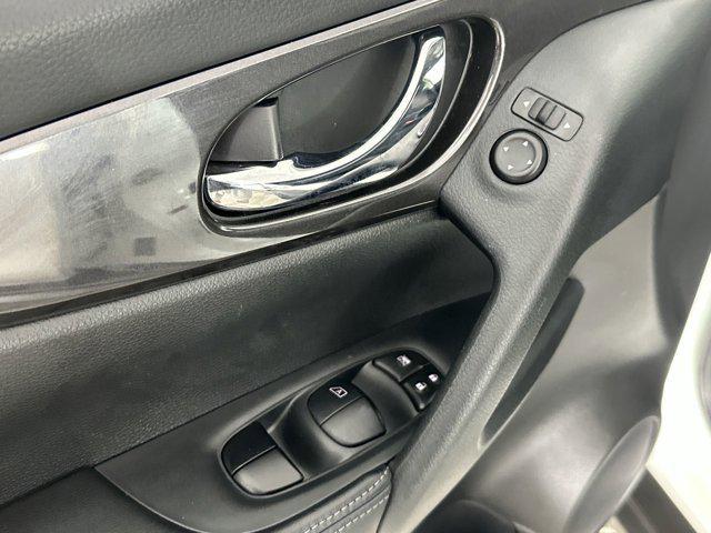 used 2020 Nissan Rogue car, priced at $18,298