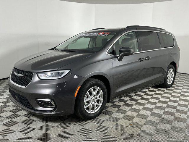 used 2022 Chrysler Pacifica car, priced at $15,866