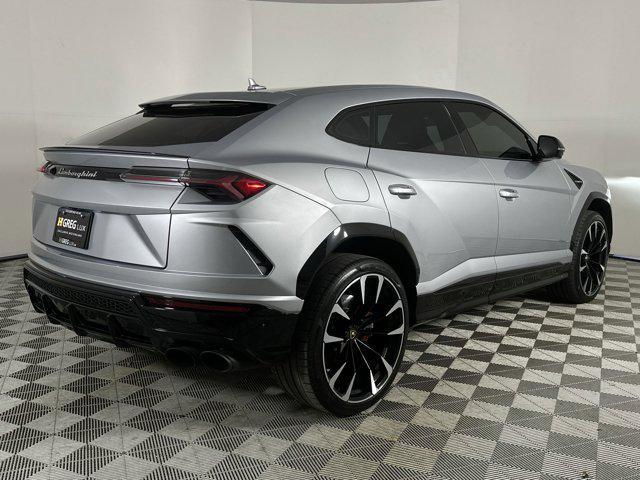 used 2022 Lamborghini Urus car, priced at $218,698