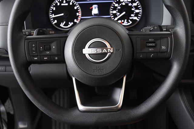 new 2025 Nissan Pathfinder car, priced at $35,207