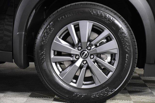 new 2025 Nissan Pathfinder car, priced at $35,207