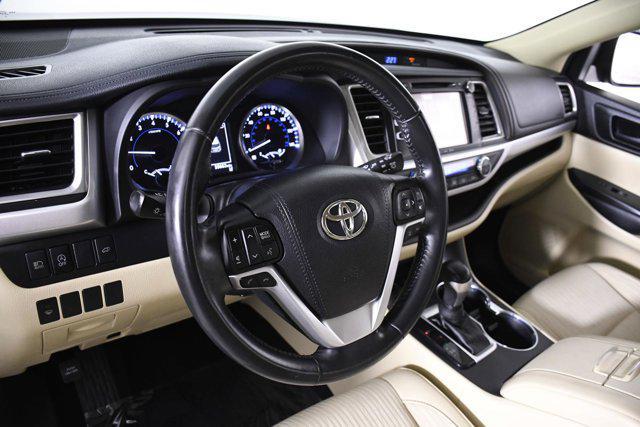 used 2017 Toyota Highlander car, priced at $19,495