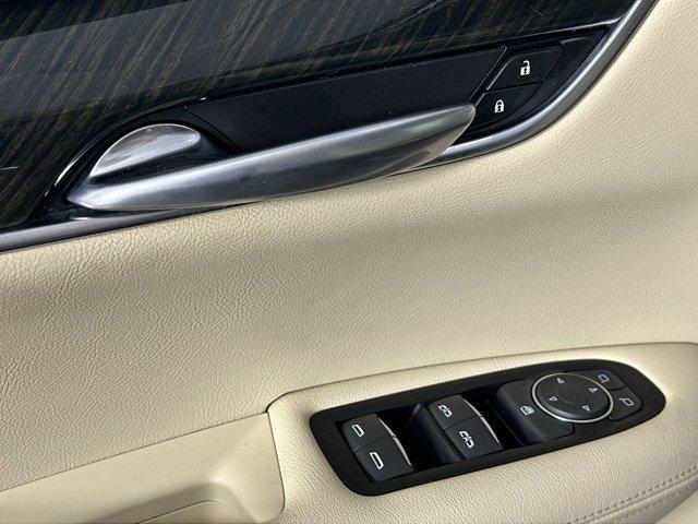 used 2018 Cadillac XT5 car, priced at $15,498