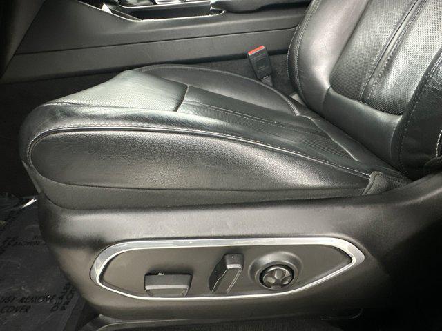 used 2024 Jeep Wagoneer car, priced at $43,998