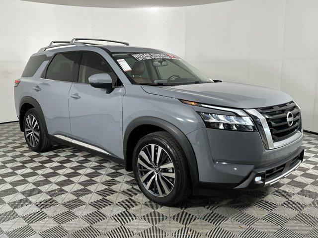 used 2022 Nissan Pathfinder car, priced at $28,298