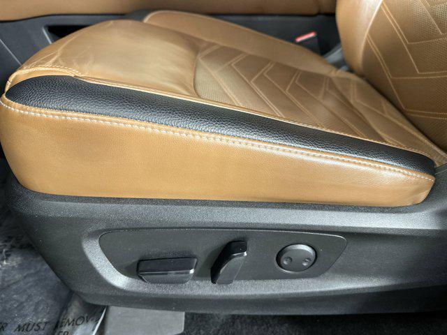 used 2022 Nissan Pathfinder car, priced at $28,298