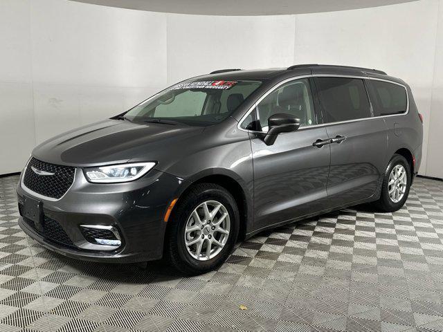 used 2022 Chrysler Pacifica car, priced at $15,498