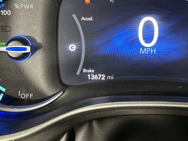 used 2024 Chrysler Pacifica Hybrid car, priced at $28,798