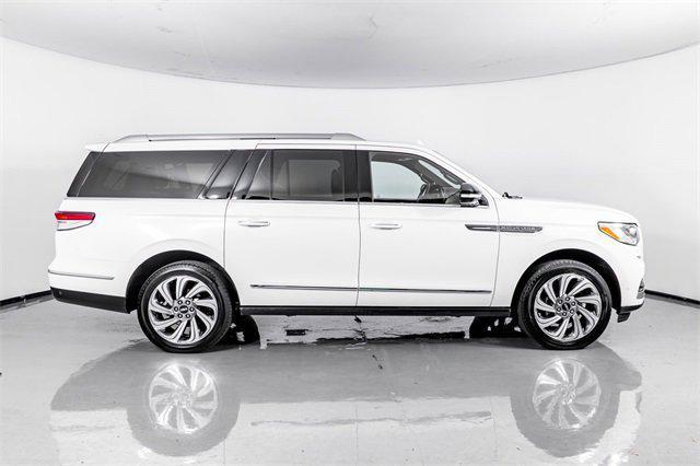 used 2024 Lincoln Navigator car, priced at $87,598