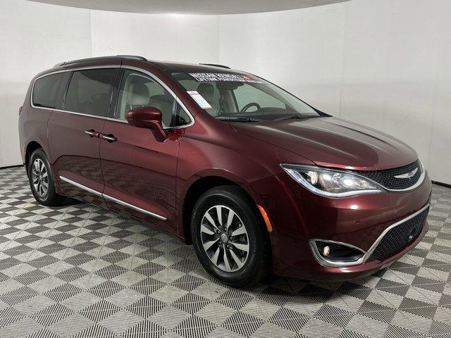 used 2020 Chrysler Pacifica car, priced at $19,498