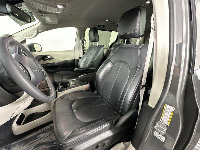 used 2022 Chrysler Pacifica car, priced at $15,066