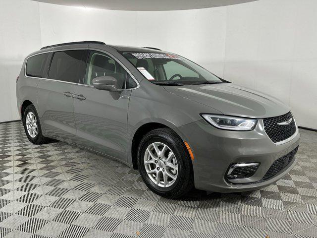 used 2022 Chrysler Pacifica car, priced at $15,066