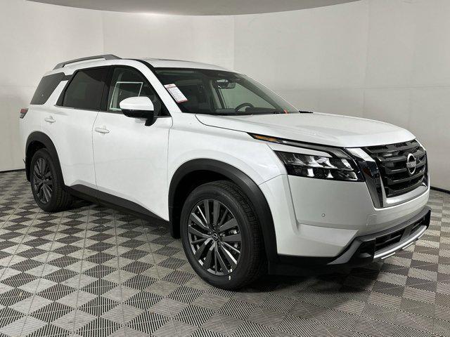 new 2025 Nissan Pathfinder car, priced at $45,073
