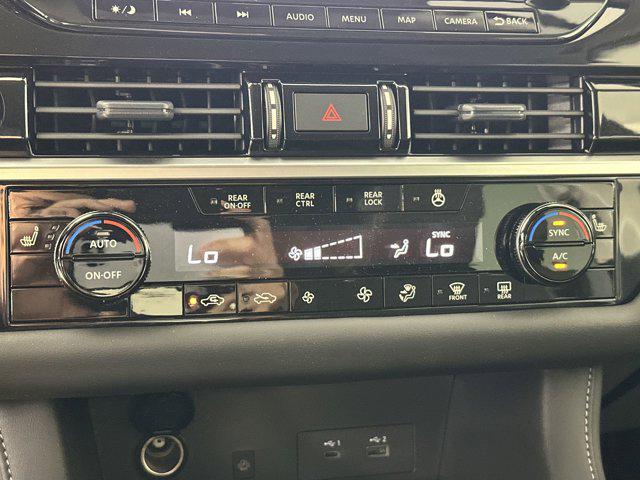 new 2025 Nissan Pathfinder car, priced at $45,073