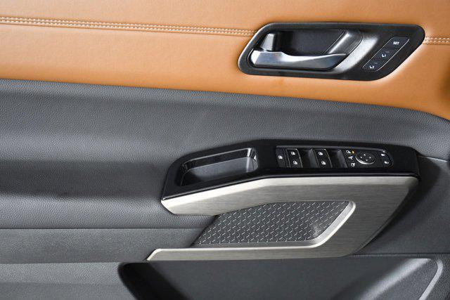 new 2025 Nissan Pathfinder car, priced at $46,409