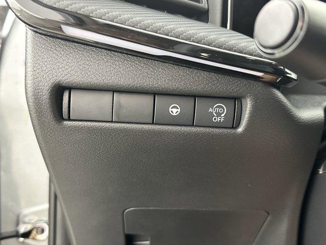 new 2025 Nissan Kicks car, priced at $27,752