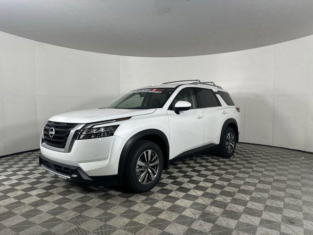 new 2025 Nissan Pathfinder car, priced at $44,639