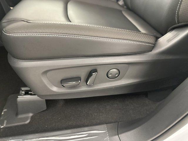 new 2025 Nissan Pathfinder car, priced at $44,639