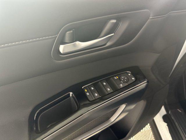 new 2025 Nissan Pathfinder car, priced at $44,639