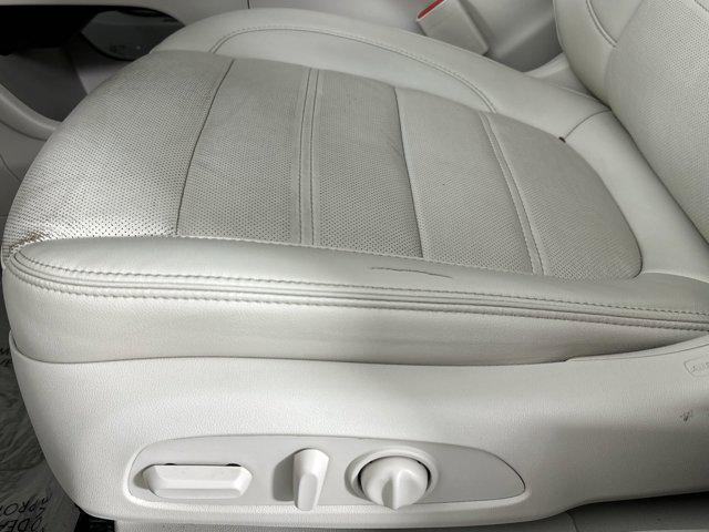 used 2023 GMC Acadia car, priced at $33,498
