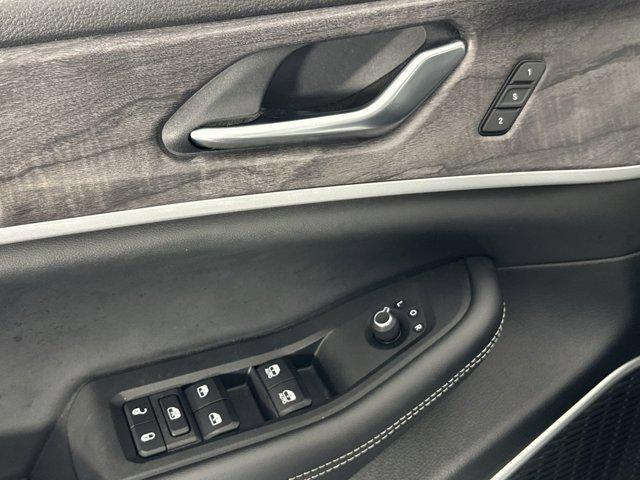 used 2022 Jeep Grand Cherokee 4xe car, priced at $24,998