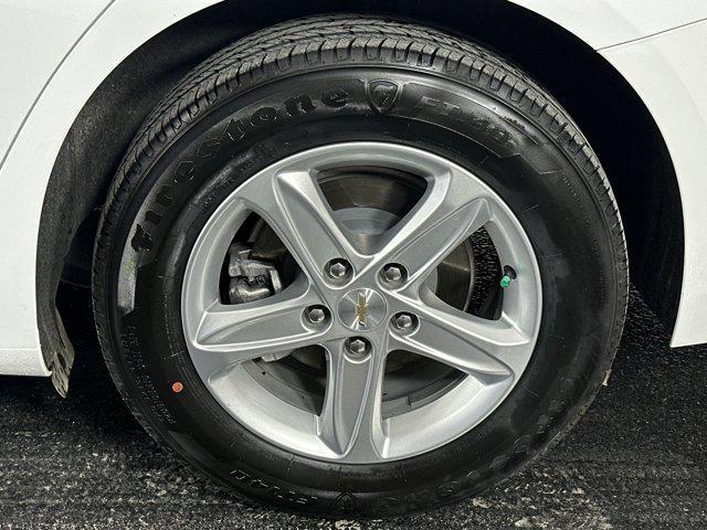 used 2024 Chevrolet Malibu car, priced at $17,998