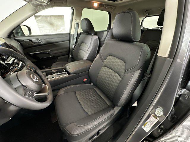 new 2024 Nissan Pathfinder car, priced at $34,389