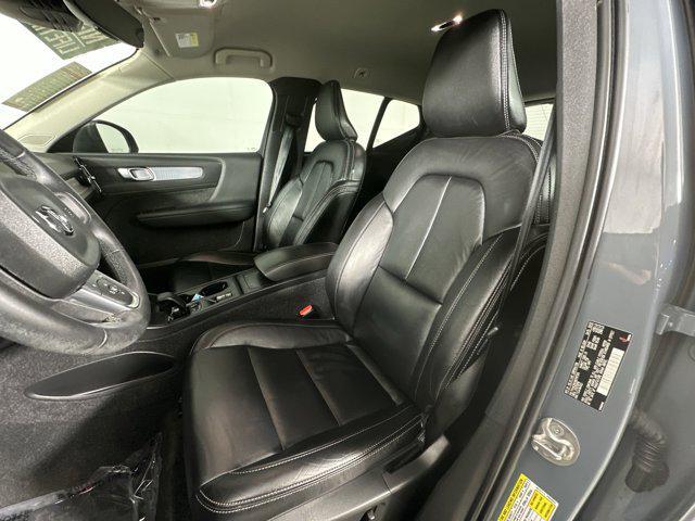 used 2022 Volvo XC40 car, priced at $16,998