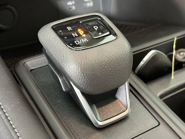 new 2025 Nissan Pathfinder car, priced at $36,300