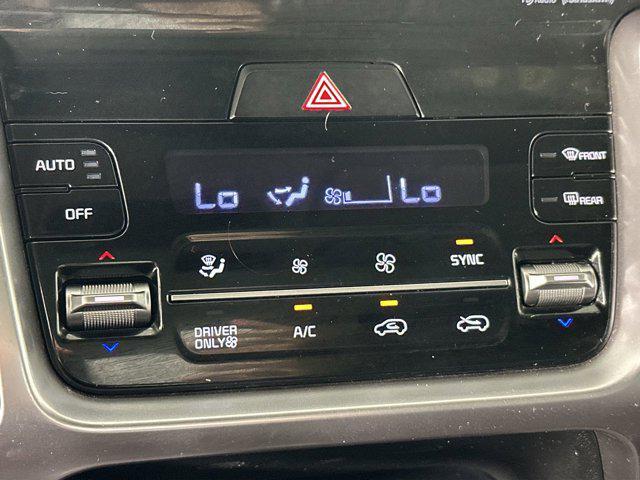 used 2023 Kia Sorento Hybrid car, priced at $21,998