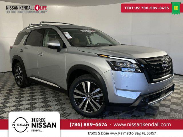 new 2025 Nissan Pathfinder car, priced at $49,282