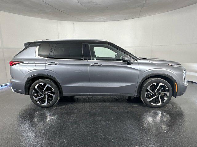 used 2023 Mitsubishi Outlander car, priced at $23,998