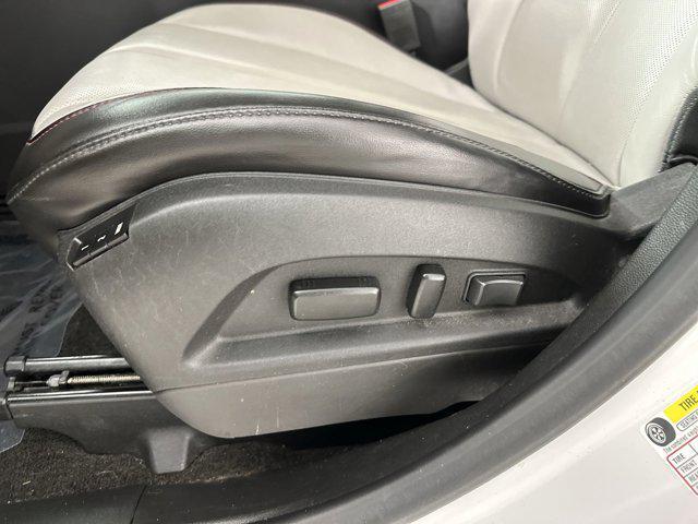 used 2016 Chevrolet Equinox car, priced at $11,698