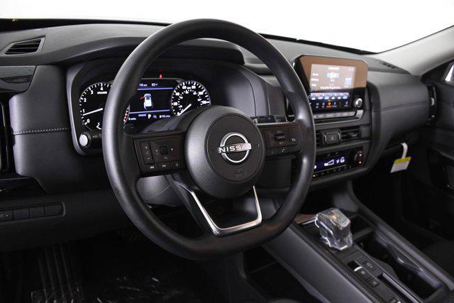 new 2024 Nissan Pathfinder car, priced at $30,786