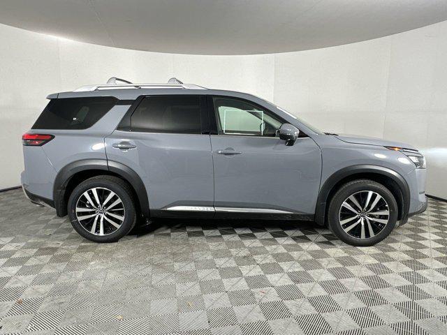 new 2025 Nissan Pathfinder car, priced at $48,943