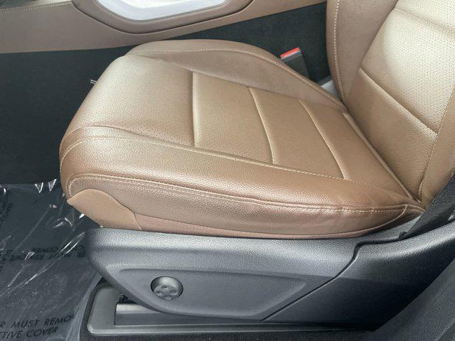 used 2024 Mercedes-Benz GLE 450 car, priced at $59,998