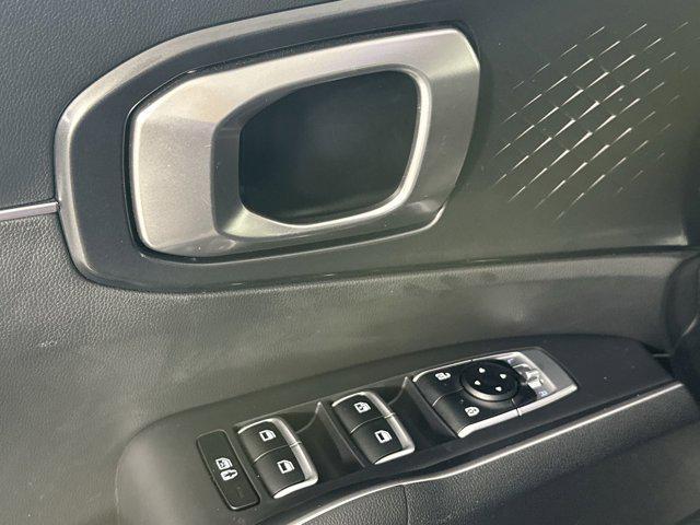 used 2023 Kia Sorento car, priced at $22,998