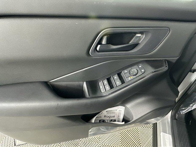 new 2025 Nissan Rogue car, priced at $30,944