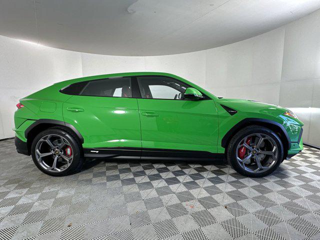 used 2023 Lamborghini Urus car, priced at $263,899