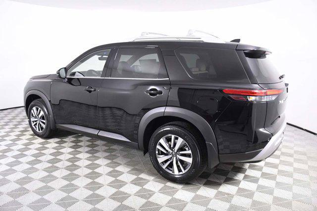 new 2024 Nissan Pathfinder car, priced at $35,999