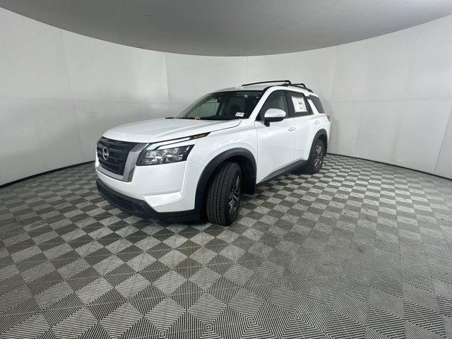 new 2025 Nissan Pathfinder car, priced at $39,809