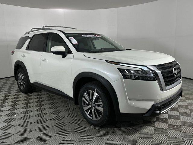 new 2024 Nissan Pathfinder car, priced at $34,699