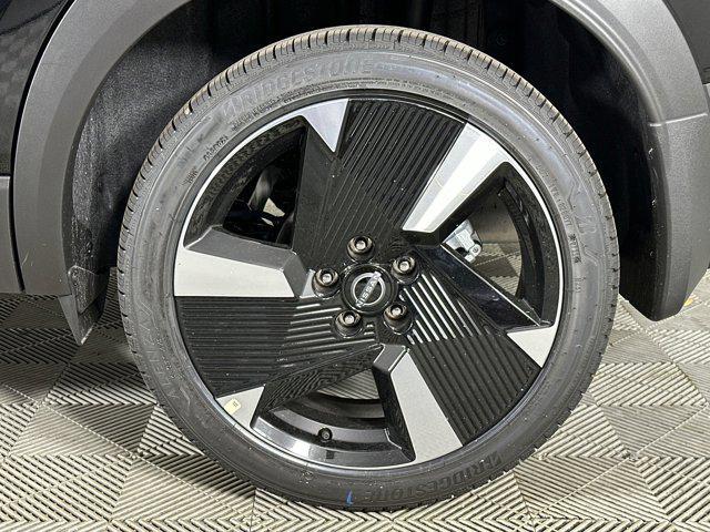 new 2025 Nissan Kicks car, priced at $27,855