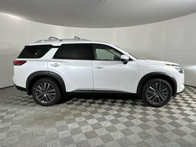 new 2025 Nissan Pathfinder car, priced at $41,395