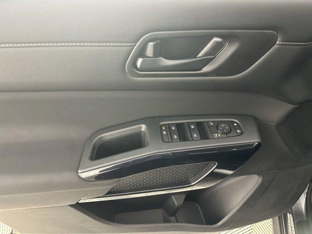 new 2025 Nissan Pathfinder car, priced at $36,363
