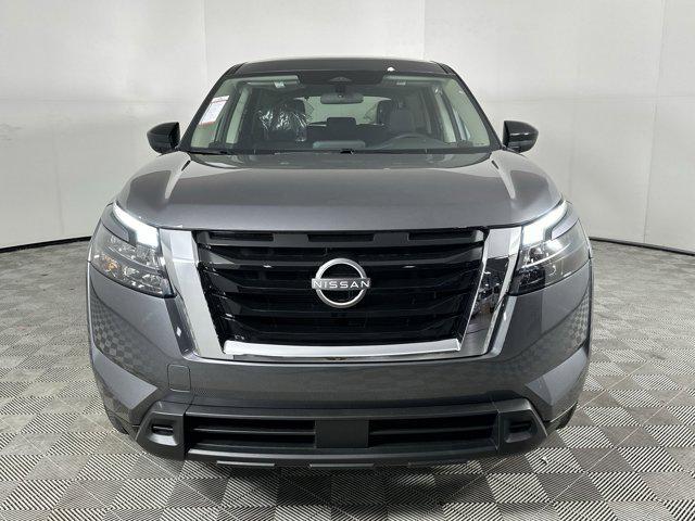 new 2025 Nissan Pathfinder car, priced at $38,104