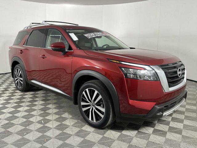 new 2025 Nissan Pathfinder car, priced at $48,943
