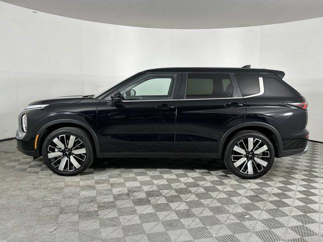 used 2025 Mitsubishi Outlander car, priced at $27,498