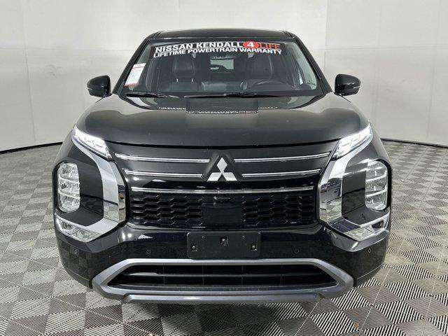 used 2025 Mitsubishi Outlander car, priced at $27,498