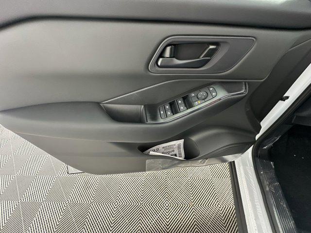 new 2025 Nissan Rogue car, priced at $29,572